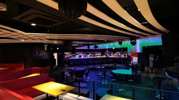 Nightlife in Tokyo-color night cafe ROPPONGI Nightclub(4)