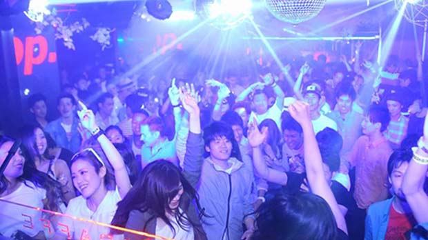 ผับในโอซาก้า-Giraffe Osaka Nightclub(1)