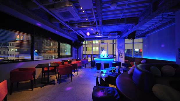 สถานบันเทิงยามค่ำคืน ในกรุงฮอกไกโด/SAPPORO-GOSSIP LOUNGE Nightclub(5)