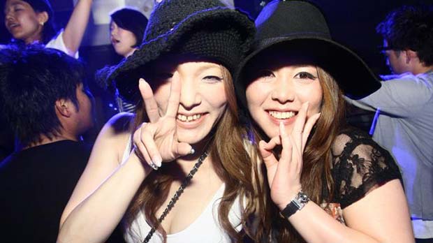 Nightlife in Osaka-Platinum Osaka Nightclub(1)