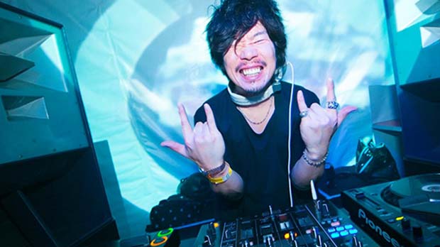 Nightlife in Osaka-Grand Cafe Nightclub(3)