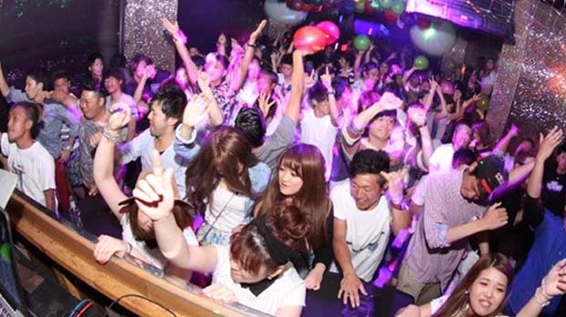 ID cafe nagoya nightclub in japan