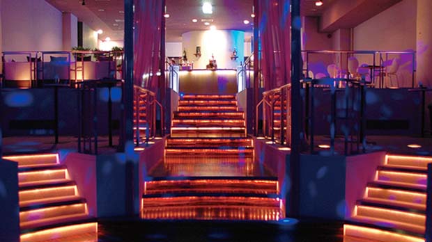สถานบันเทิงยามค่ำคืน ในกรุงโอกินาว่า-saicolo Nightclub(2)