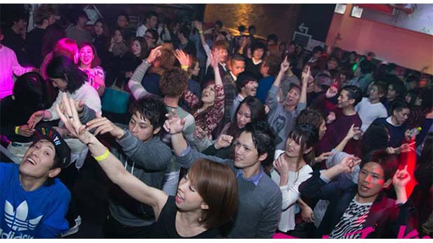 大阪・心斎橋クラブ-wax(ワックス)(1)